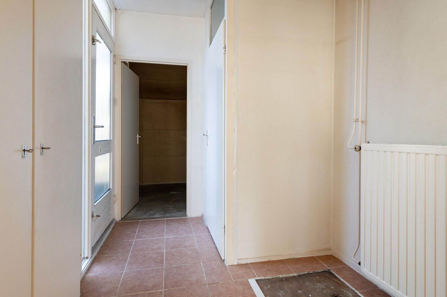 Tussenwoning te koop: Helmondstraat 73, Arnhem