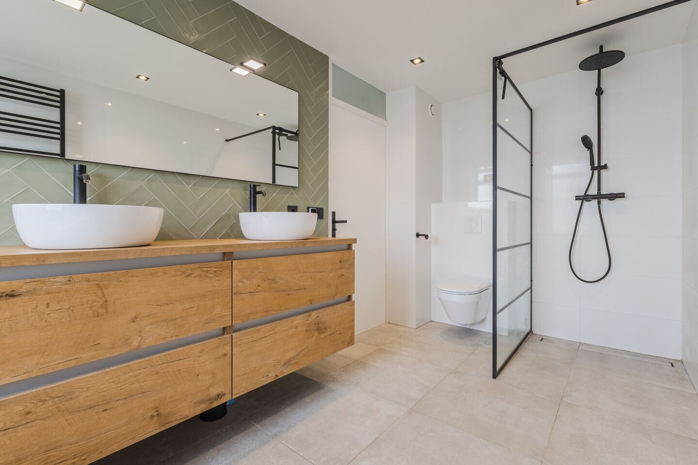 Tussenwoning te koop: Reurikwei 47, Arnhem