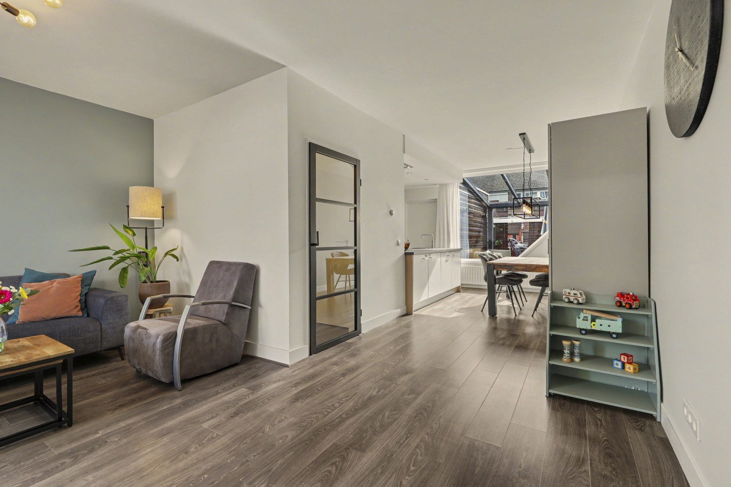 Tussenwoning te koop: Bredasingel 193, Arnhem