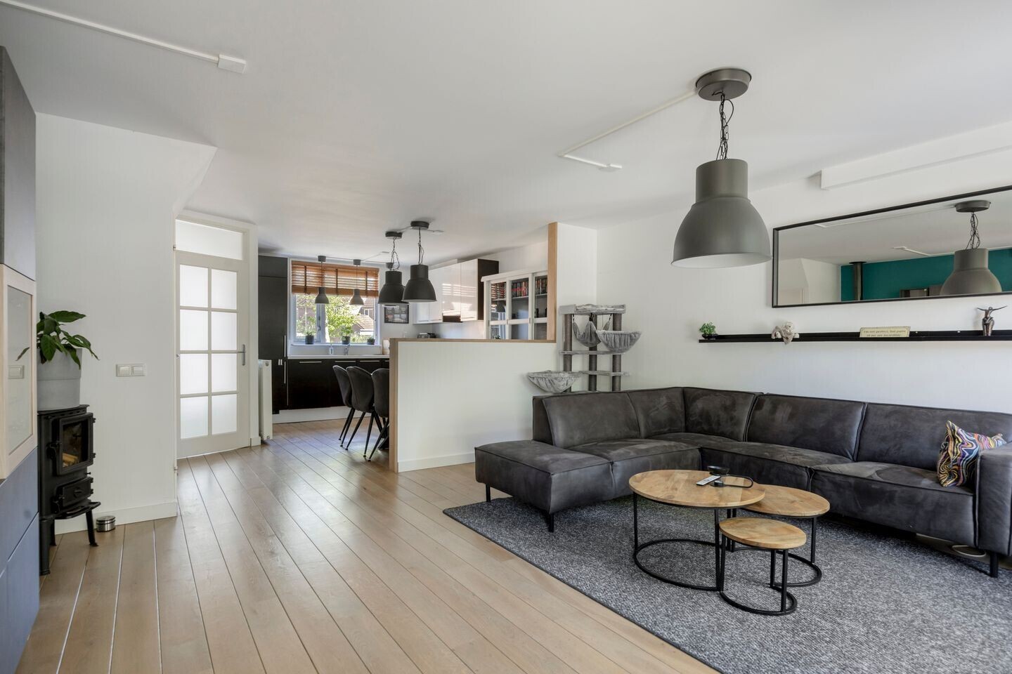 Tussenwoning te koop: Eindhovensingel 117, Arnhem