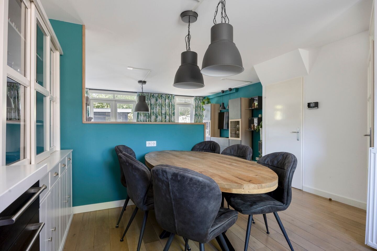 Tussenwoning te koop: Eindhovensingel 117, Arnhem