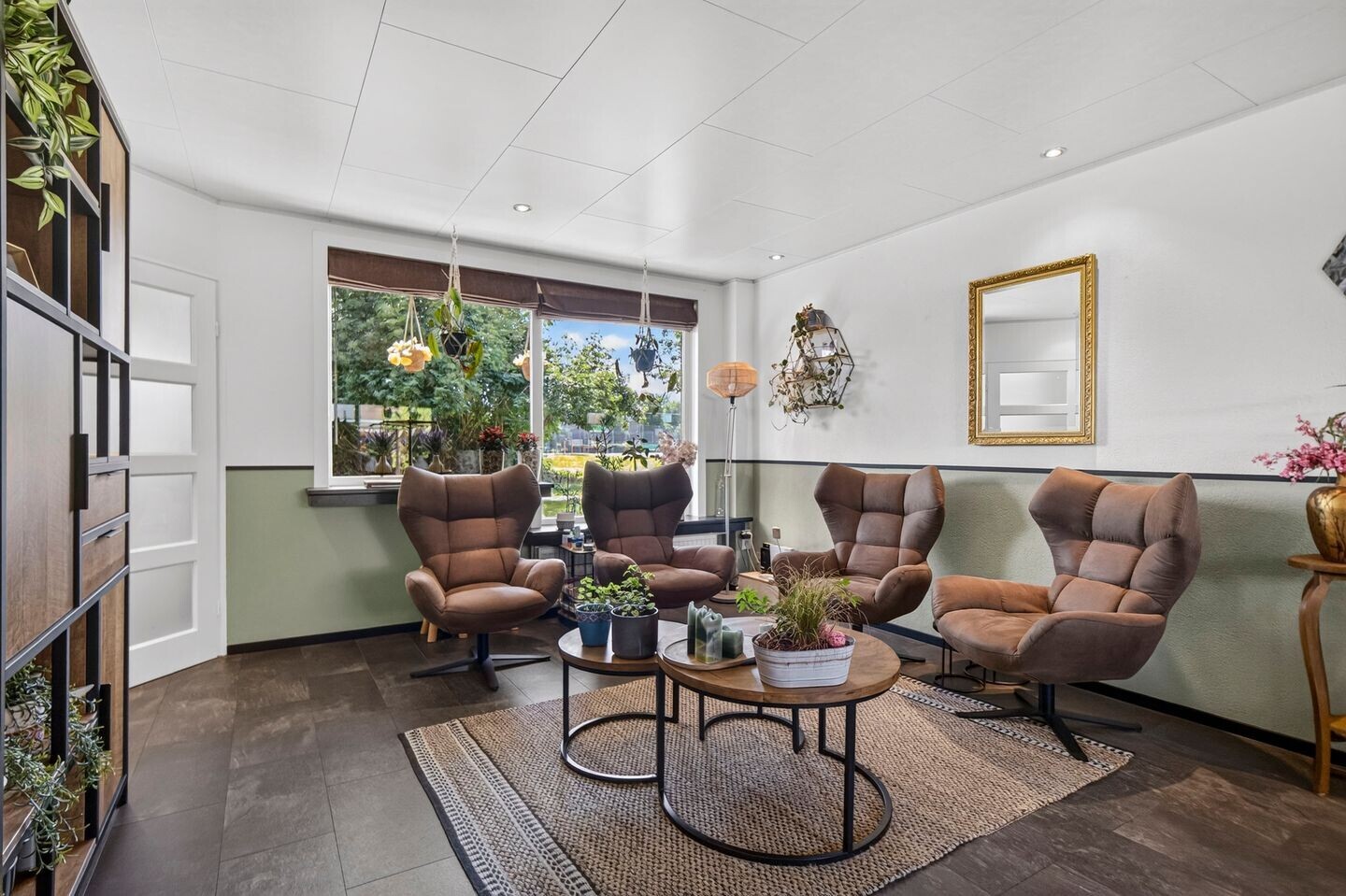 Tussenwoning te koop: Woudrichemstraat 117, Arnhem
