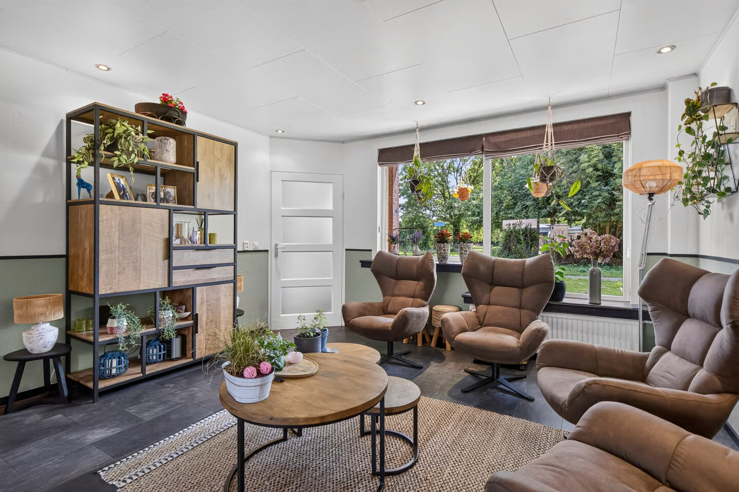 Tussenwoning te koop: Woudrichemstraat 117, Arnhem