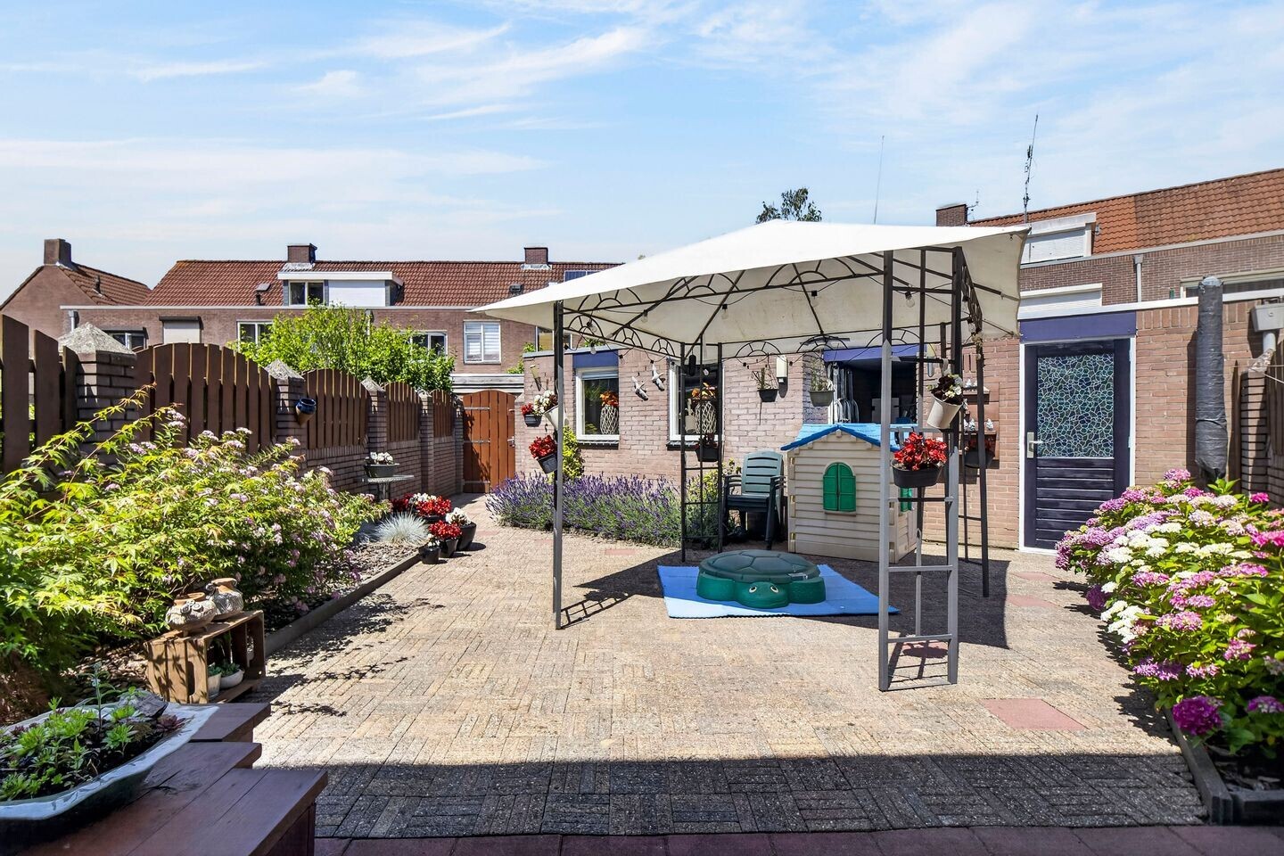 Tussenwoning te koop: Woudrichemstraat 117, Arnhem