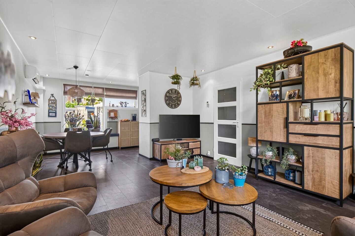 Tussenwoning te koop: Woudrichemstraat 117, Arnhem