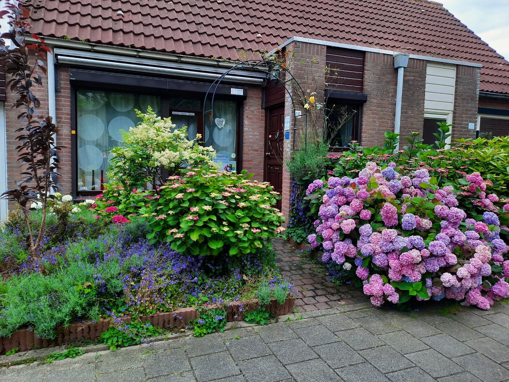Twee-onder-één-kap te koop: Millweg 16, Arnhem