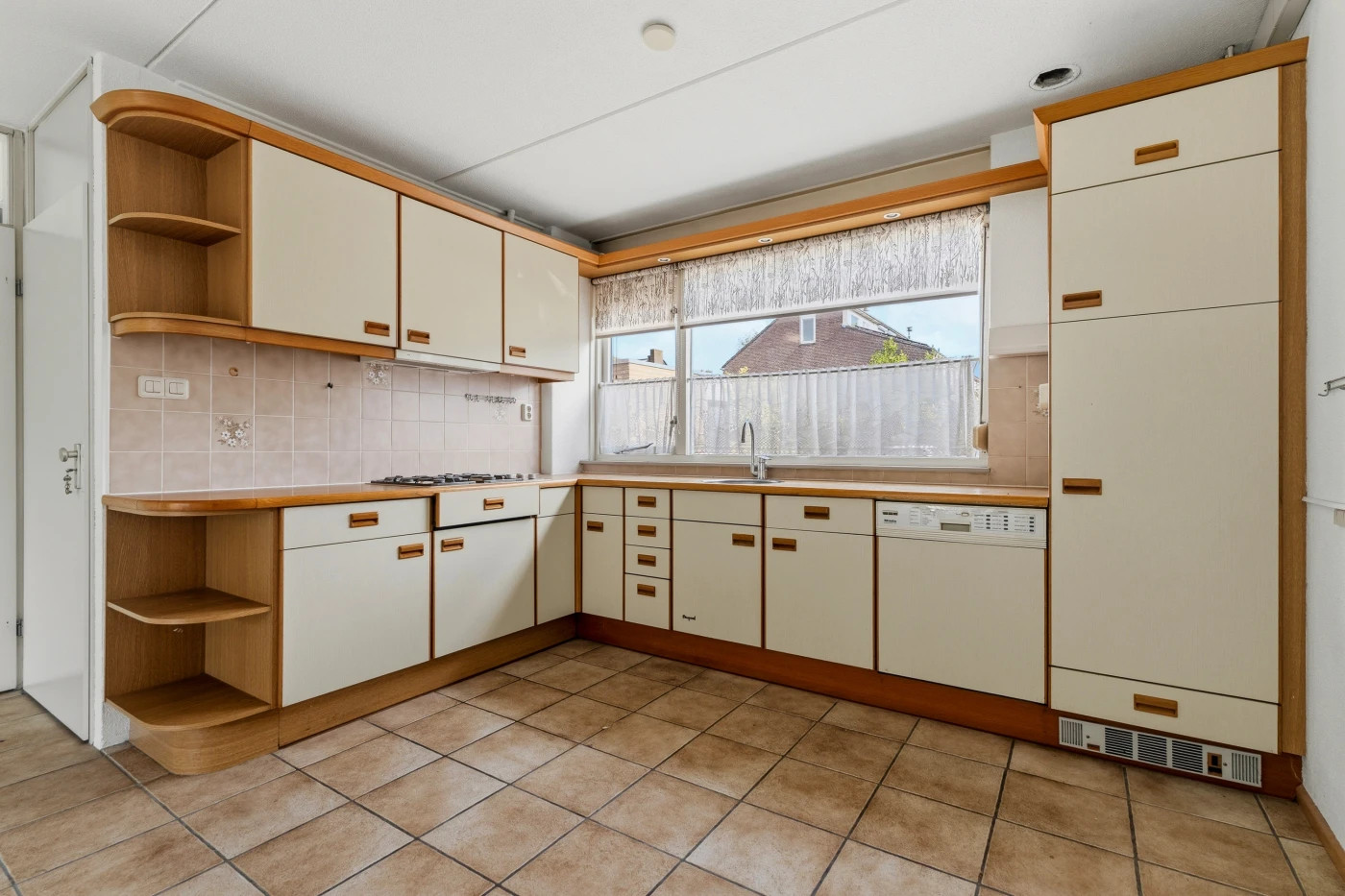 Tussenwoning te koop: Kroonse Wal 65, Arnhem