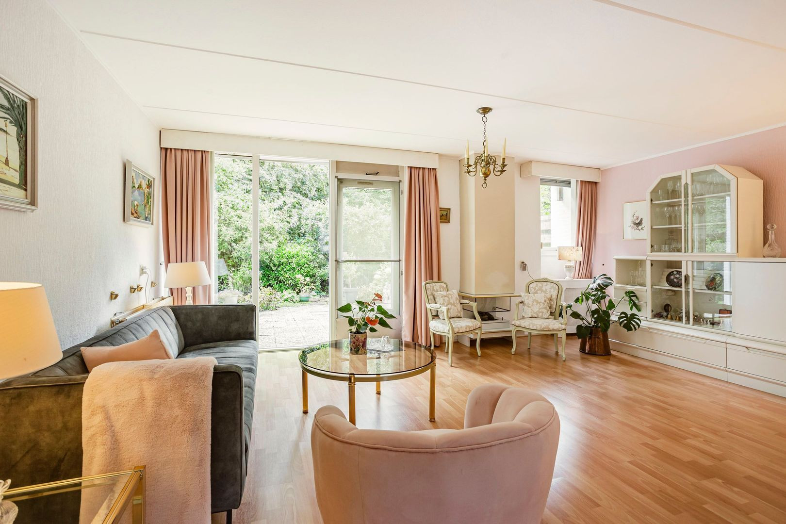 Hoekwoning te koop: Hoensbroekstraat 136, Arnhem
