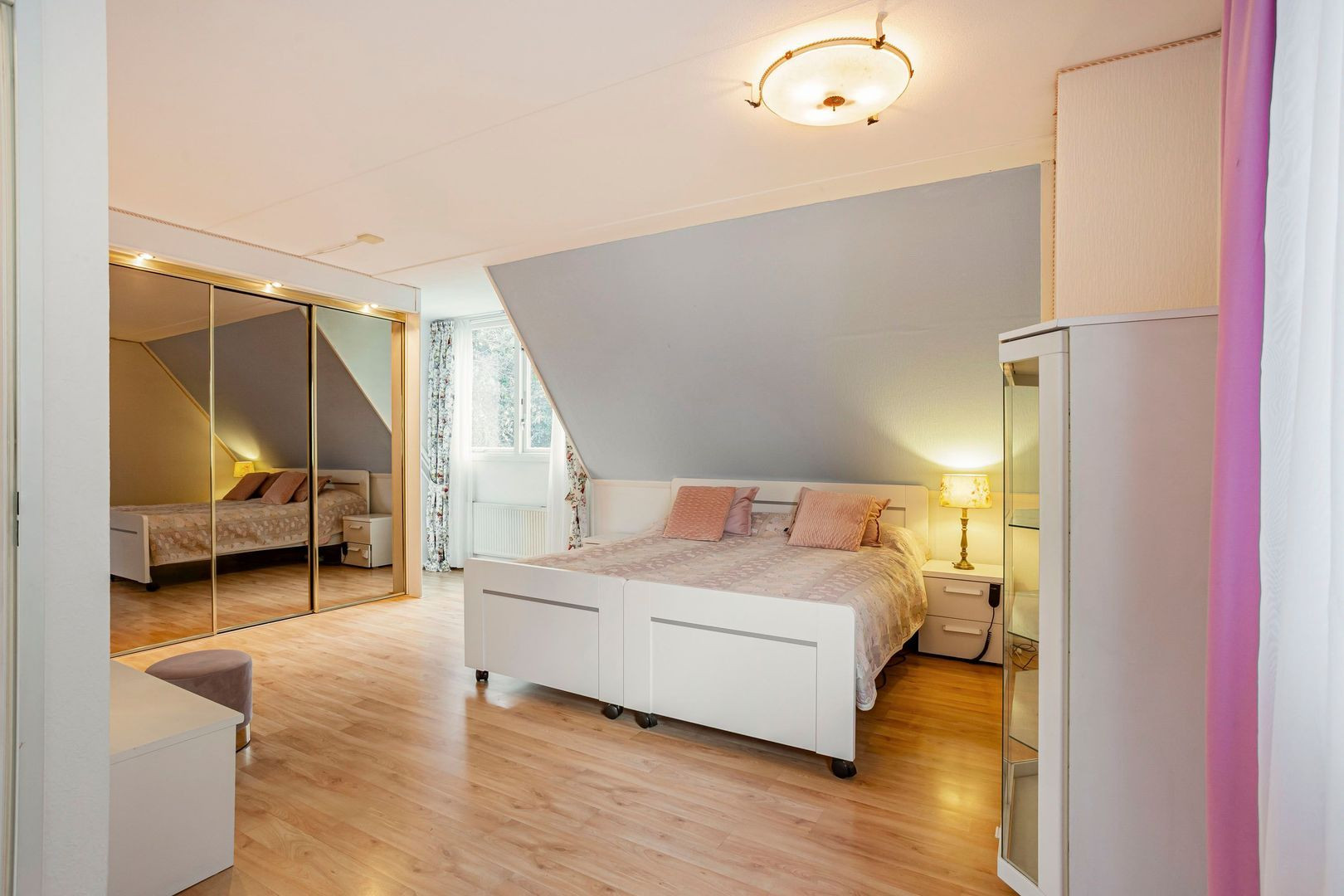 Hoekwoning te koop: Hoensbroekstraat 136, Arnhem