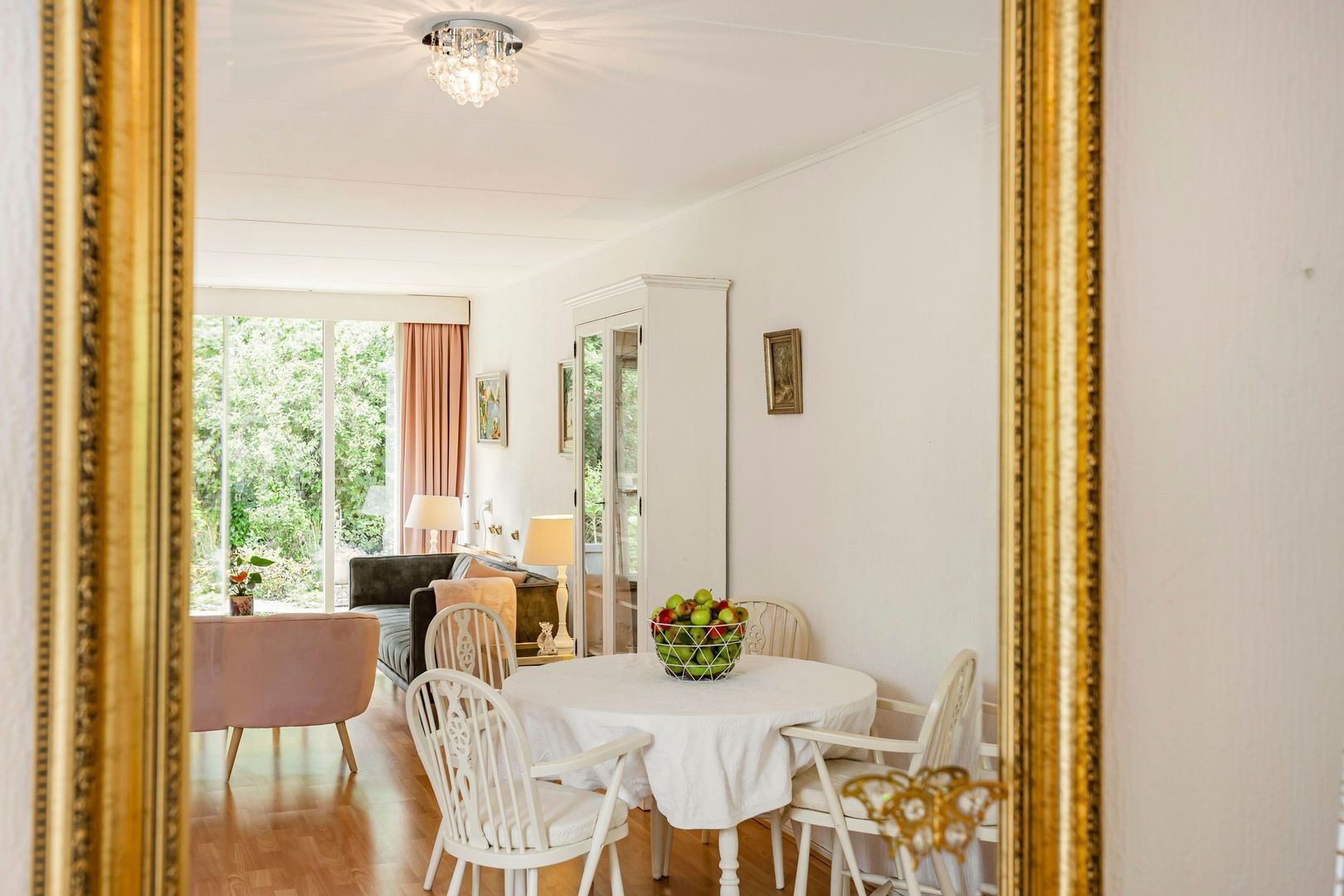 Hoekwoning te koop: Hoensbroekstraat 136, Arnhem