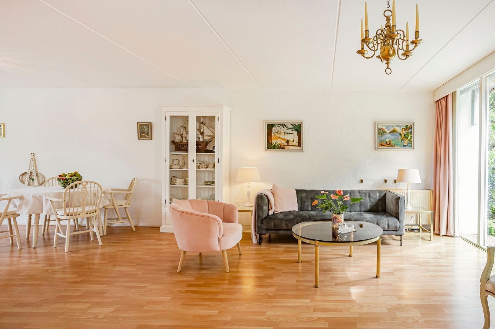 Hoekwoning te koop: Hoensbroekstraat 136, Arnhem