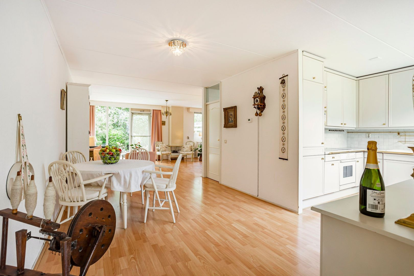 Hoekwoning te koop: Hoensbroekstraat 136, Arnhem