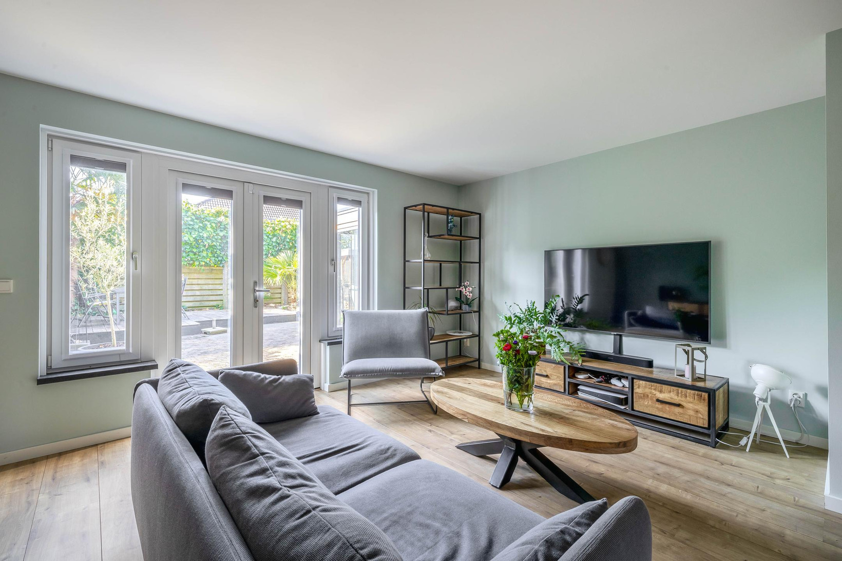Tussenwoning te koop: Milsbeekstraat 5, Arnhem