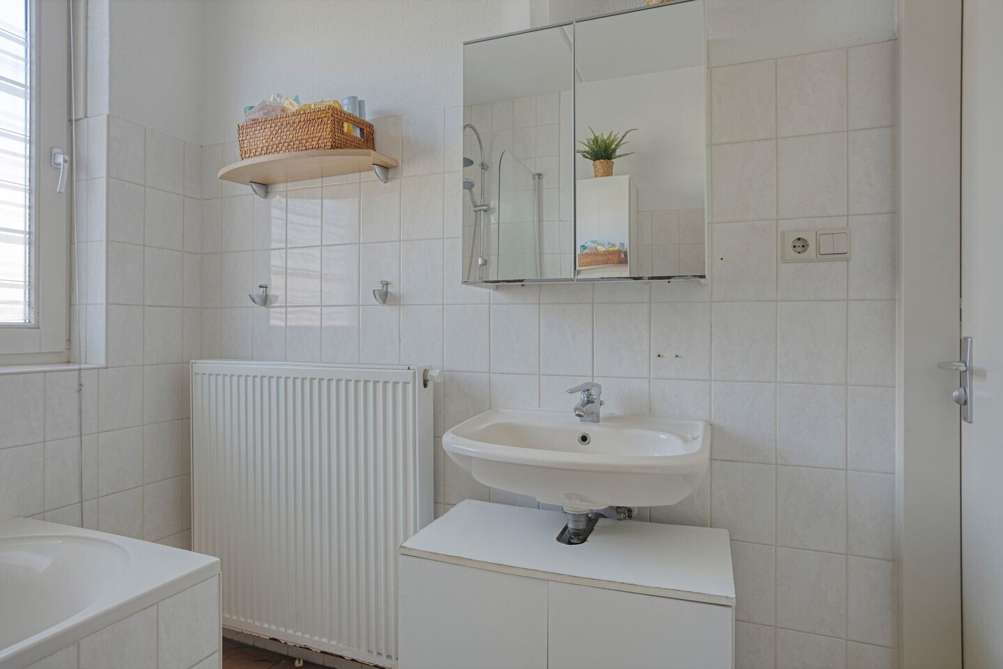 Tussenwoning te koop: Hunnenveld 11, Arnhem