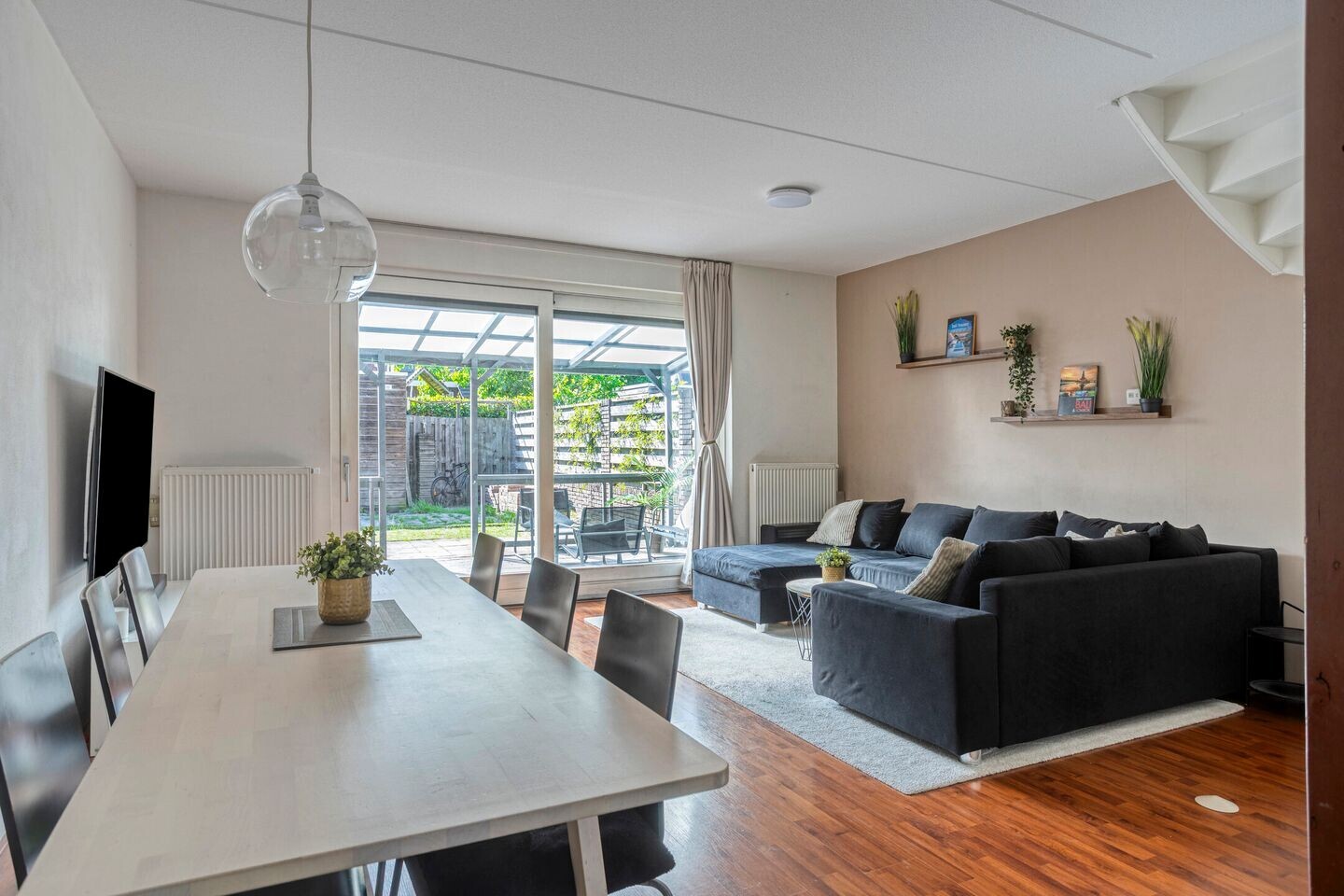 Tussenwoning te koop: Hunnenveld 11, Arnhem