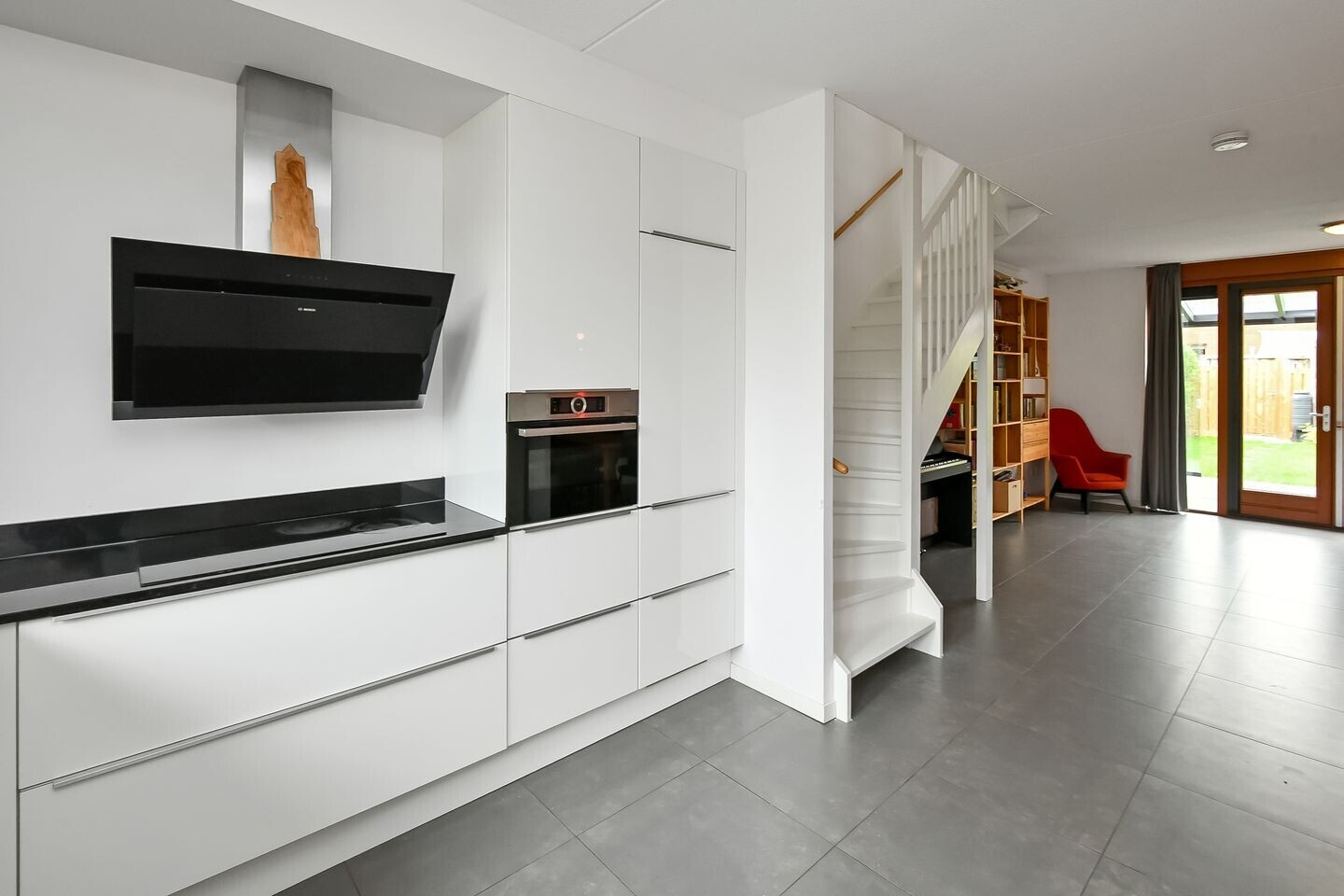 Tussenwoning te koop: Schoolmeesterwaard 23, Arnhem