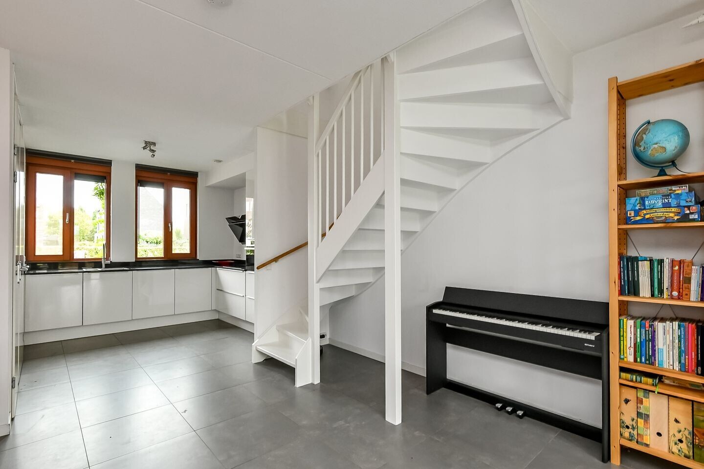 Tussenwoning te koop: Schoolmeesterwaard 23, Arnhem