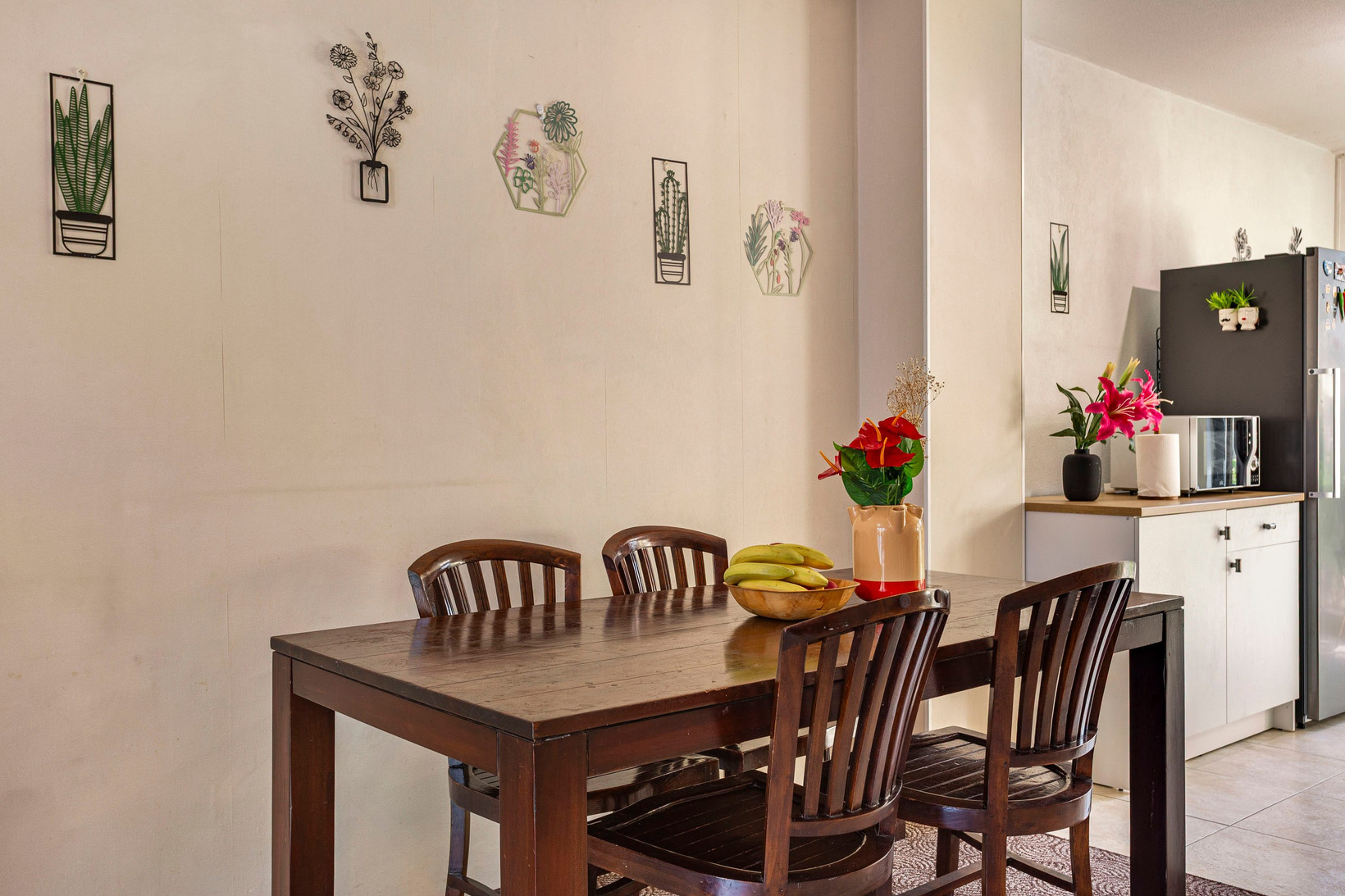 Tussenwoning te koop: De Hooivork 10, Arnhem