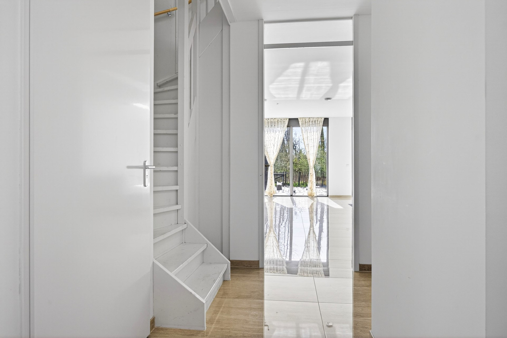 Tussenwoning te koop: Afsluitdijk 5, Arnhem