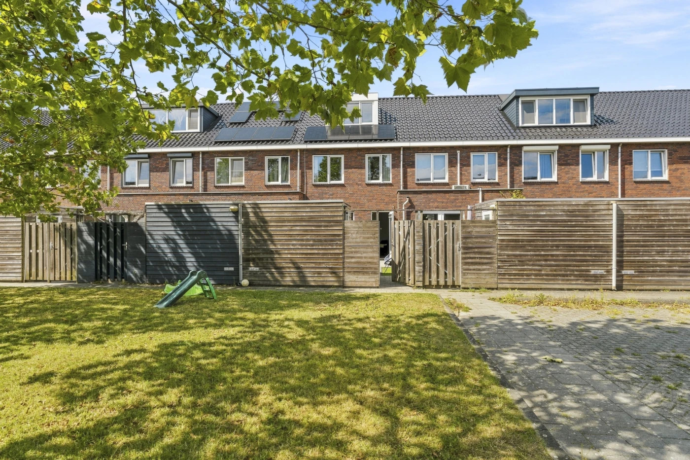 Tussenwoning te koop: Boreasplantsoen 72, Arnhem