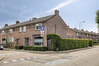 van Kleefplein 25