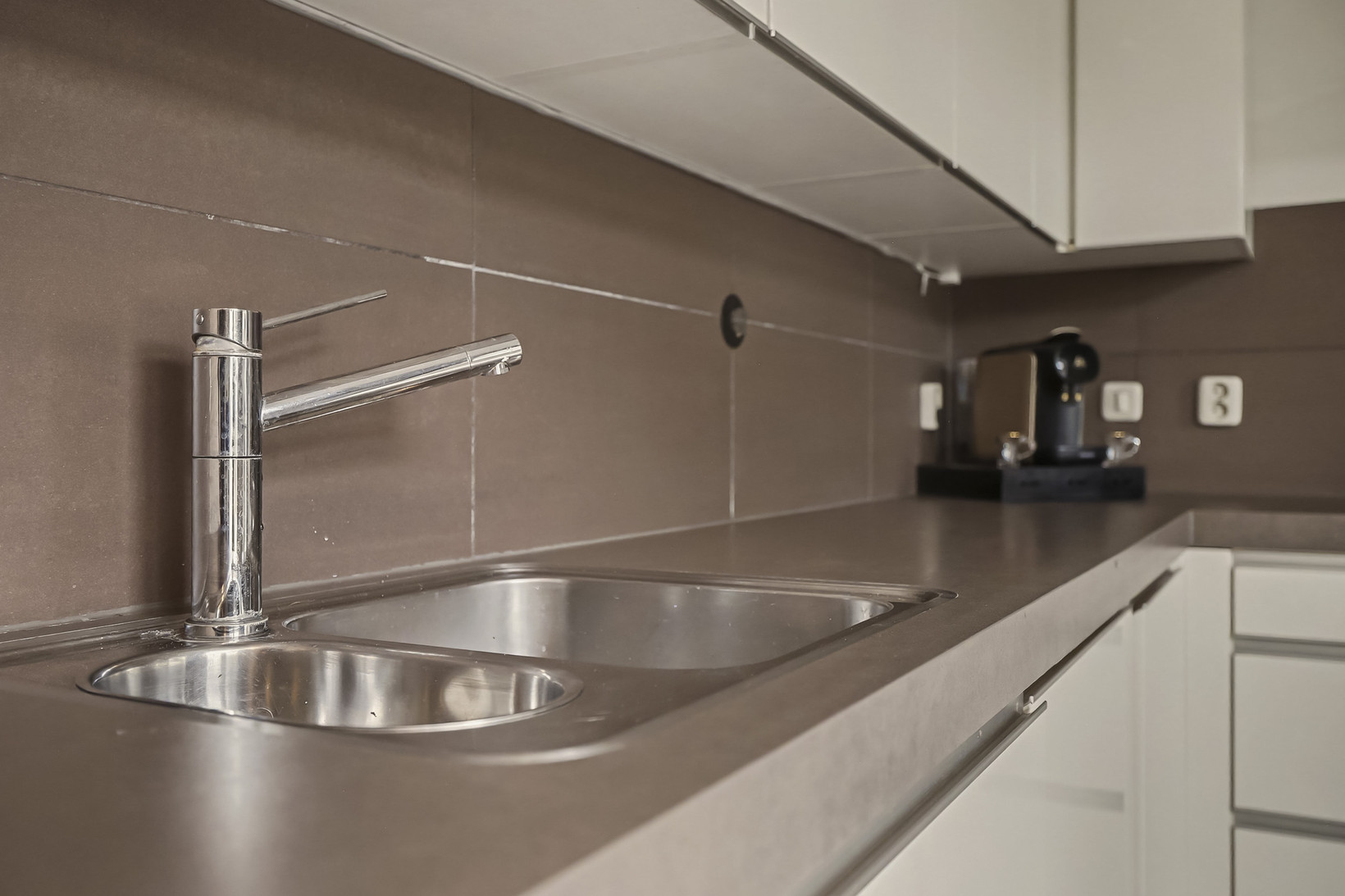 Tussenwoning te koop: Johannahoeve 5, Huissen