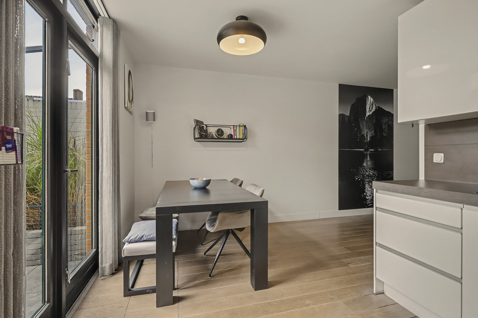 Tussenwoning te koop: Johannahoeve 5, Huissen