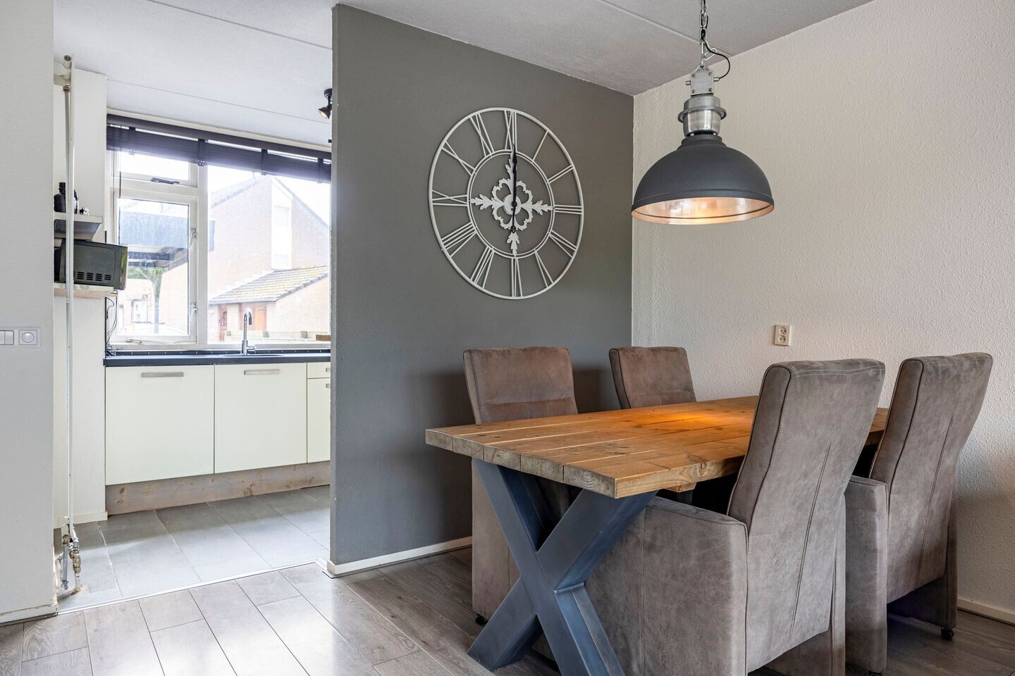 Hoekwoning te koop: Beemd 63, Huissen