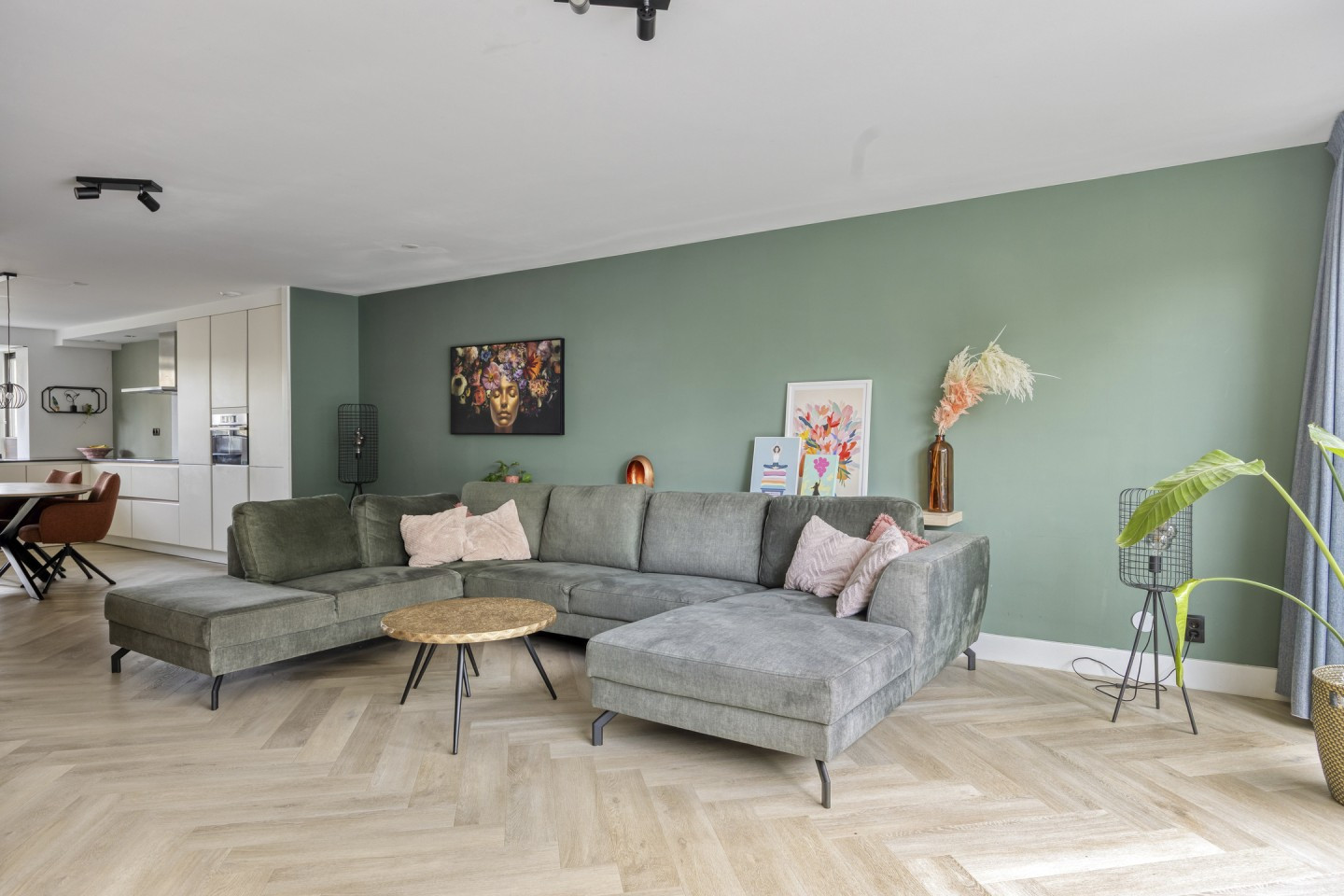 Tussenwoning te koop: Koningsboulevard 174, Huissen