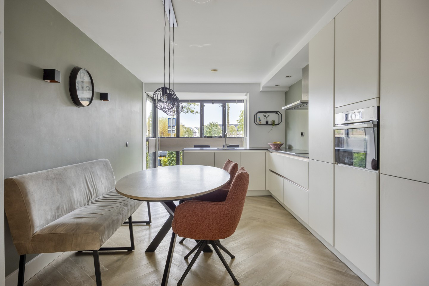 Tussenwoning te koop: Koningsboulevard 174, Huissen