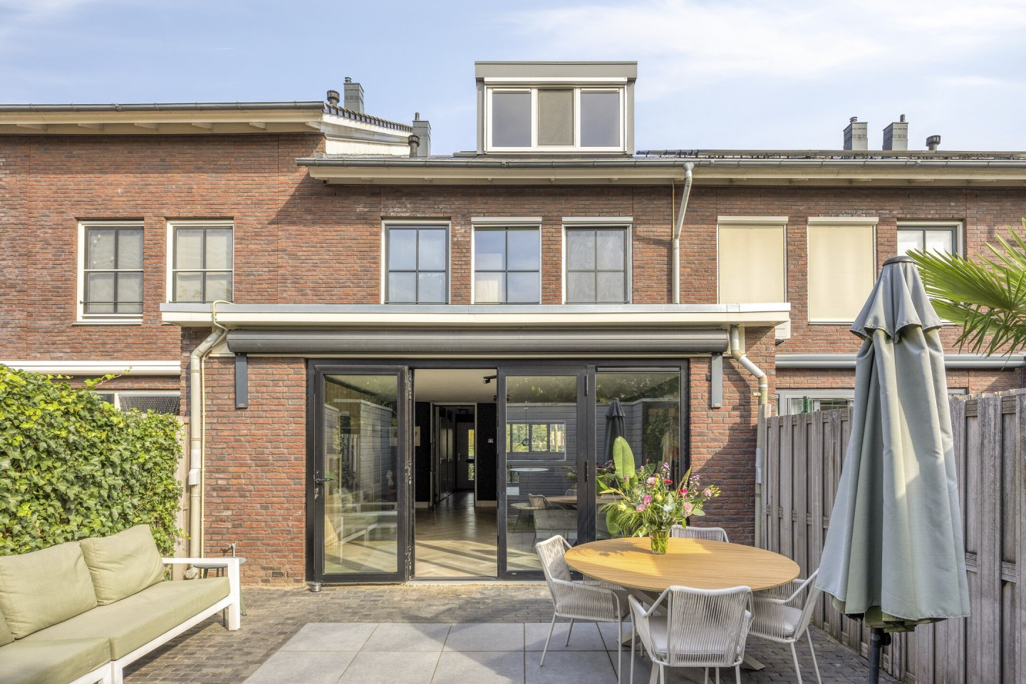 Tussenwoning te koop: Koningsboulevard 174, Huissen