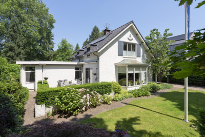 Graaf van Rechterenweg 21