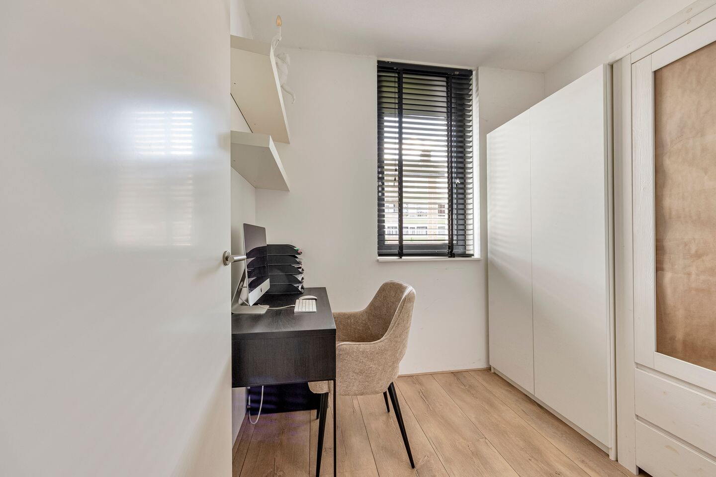 Tussenwoning te koop: Berkenlaan 1B, Doorwerth