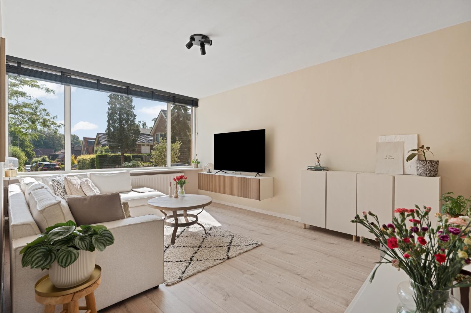 Tussenwoning te koop: Maatweg 30, Renkum