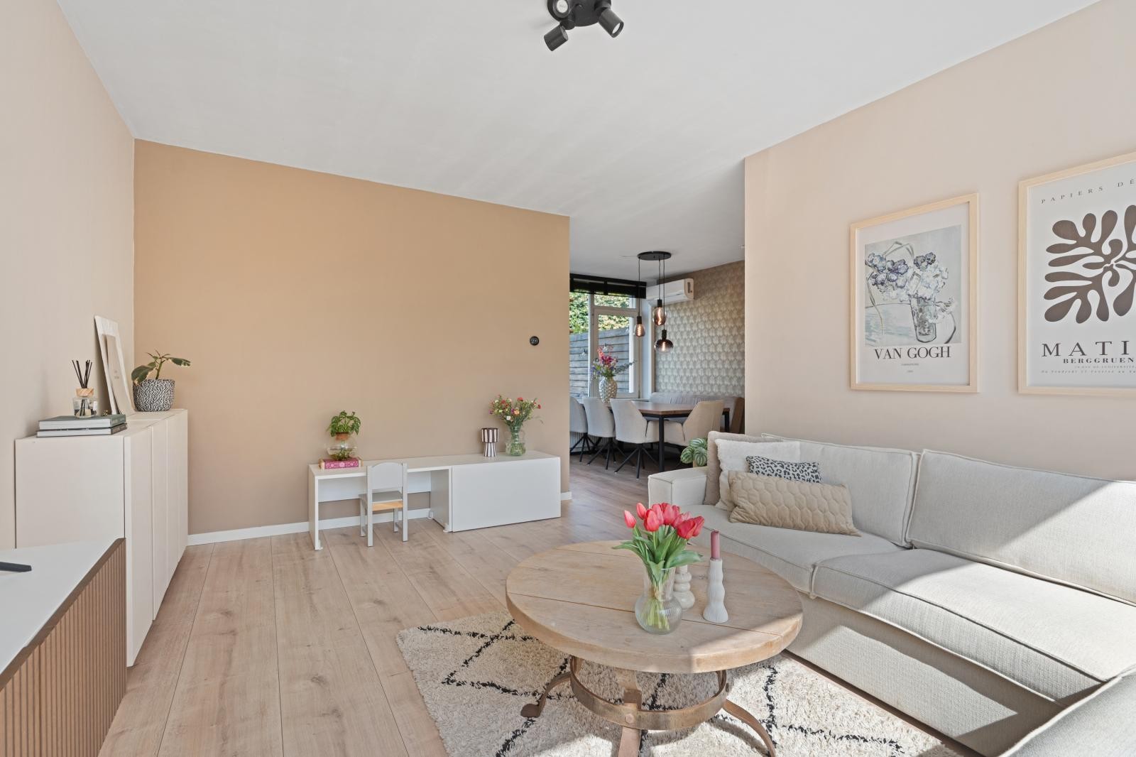 Tussenwoning te koop: Maatweg 30, Renkum