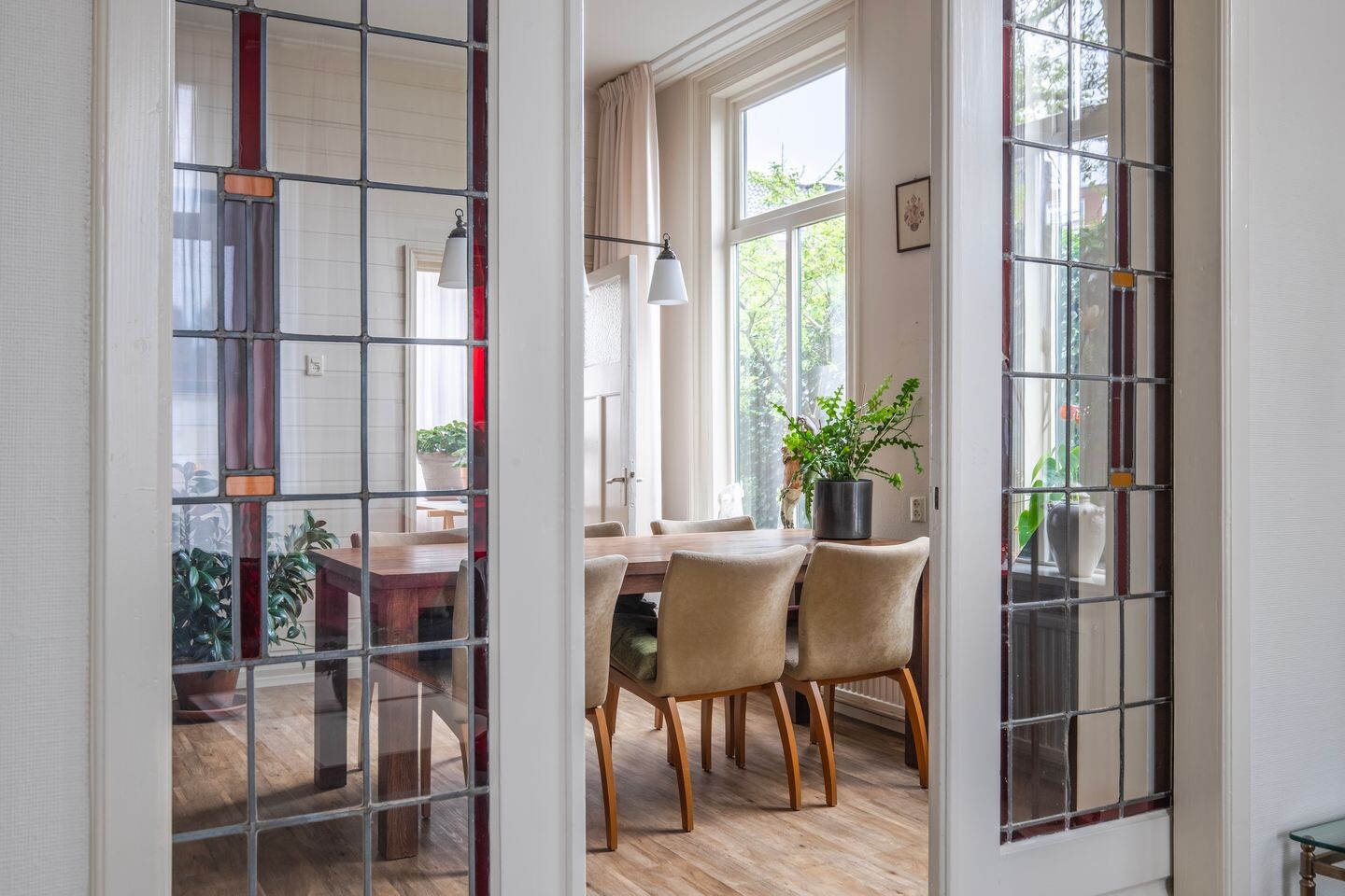 Twee-onder-één-kap te koop: Vlashofstraat 10, Velp