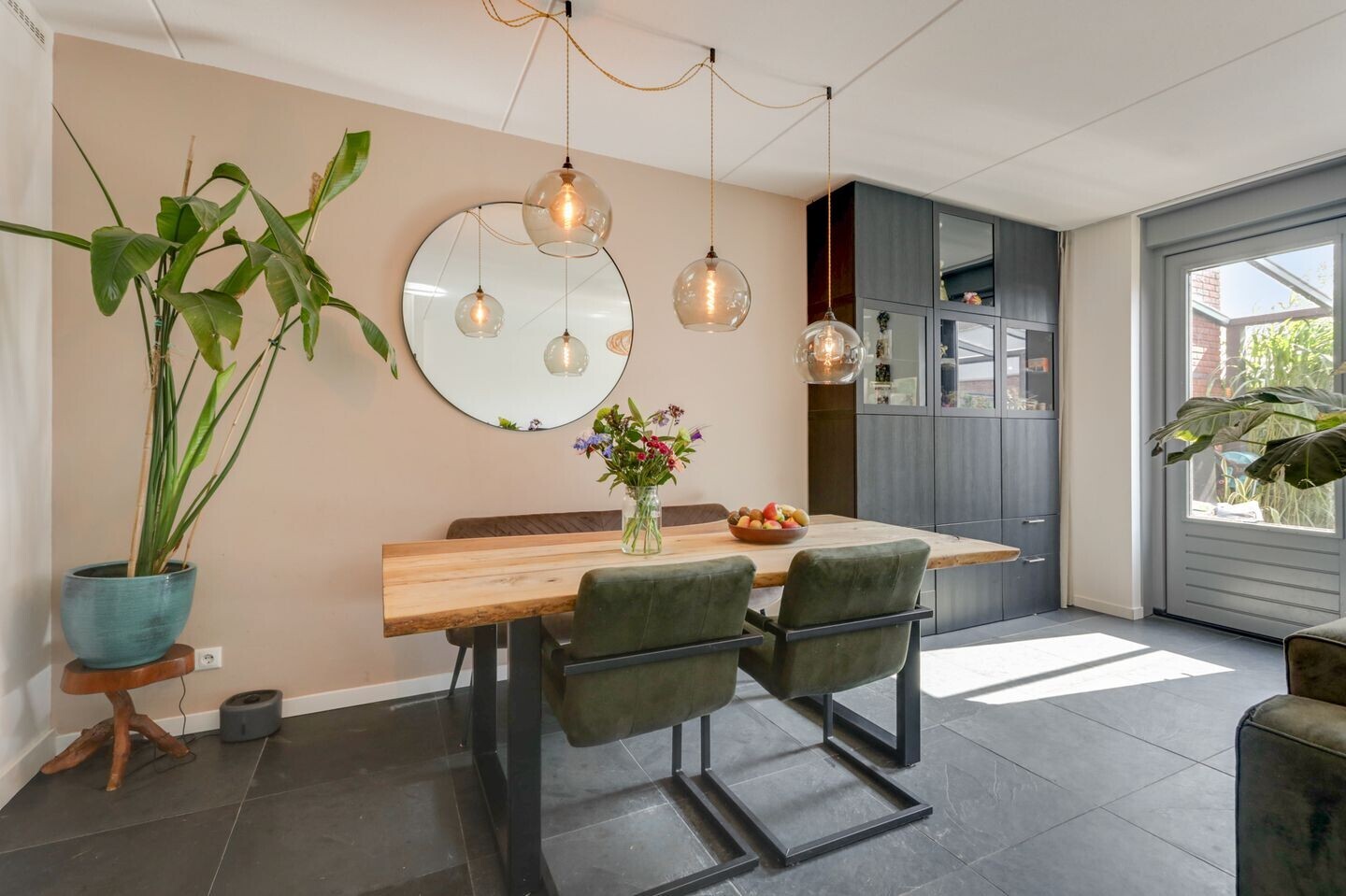 Tussenwoning te koop: Zaalbospad 24, Velp