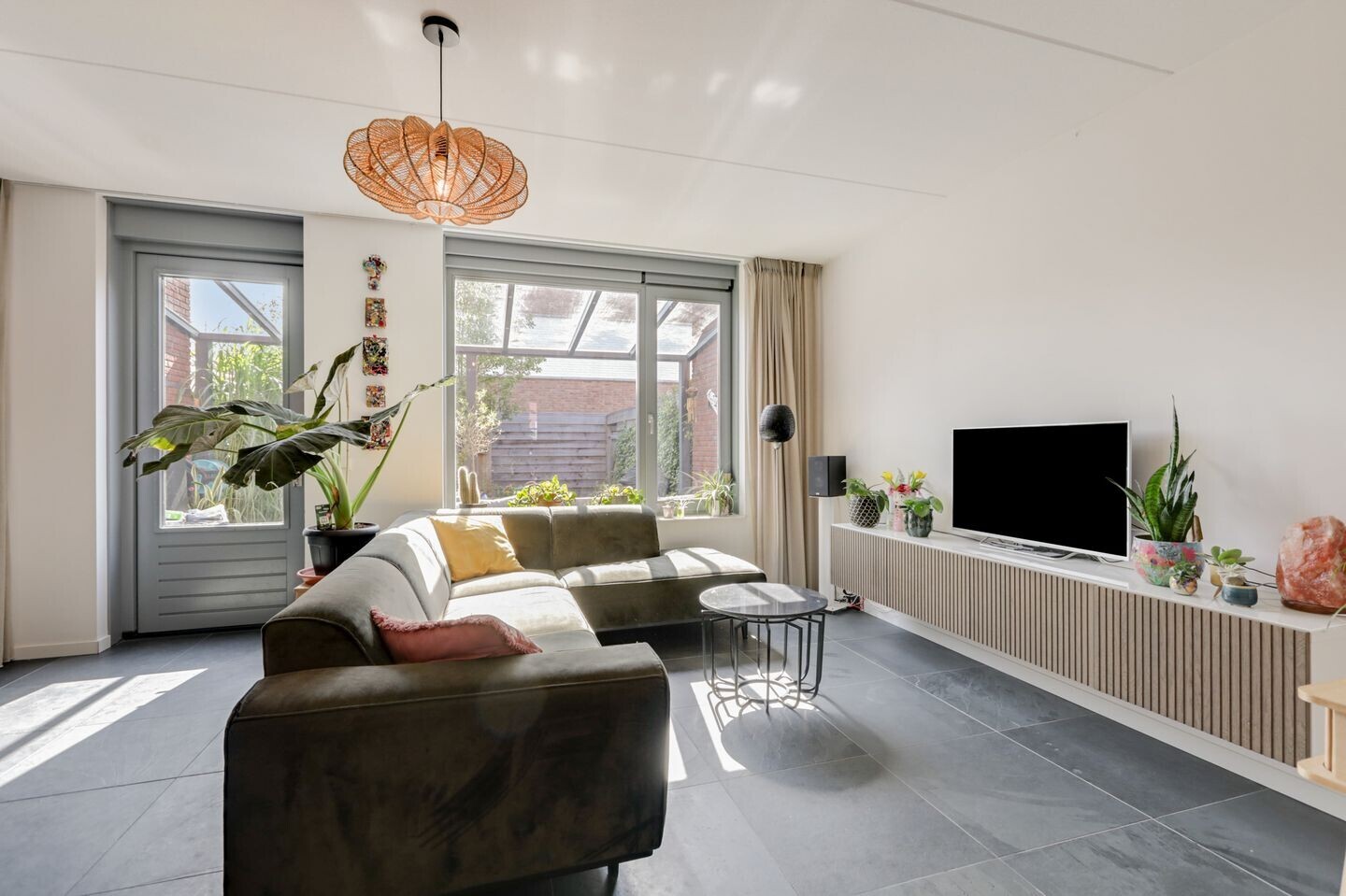 Tussenwoning te koop: Zaalbospad 24, Velp