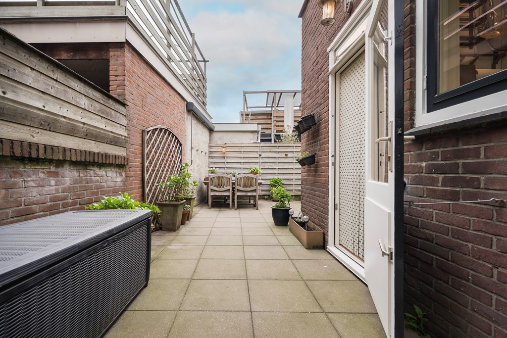 Tussenwoning te koop: IJsselstraat 57B, Velp