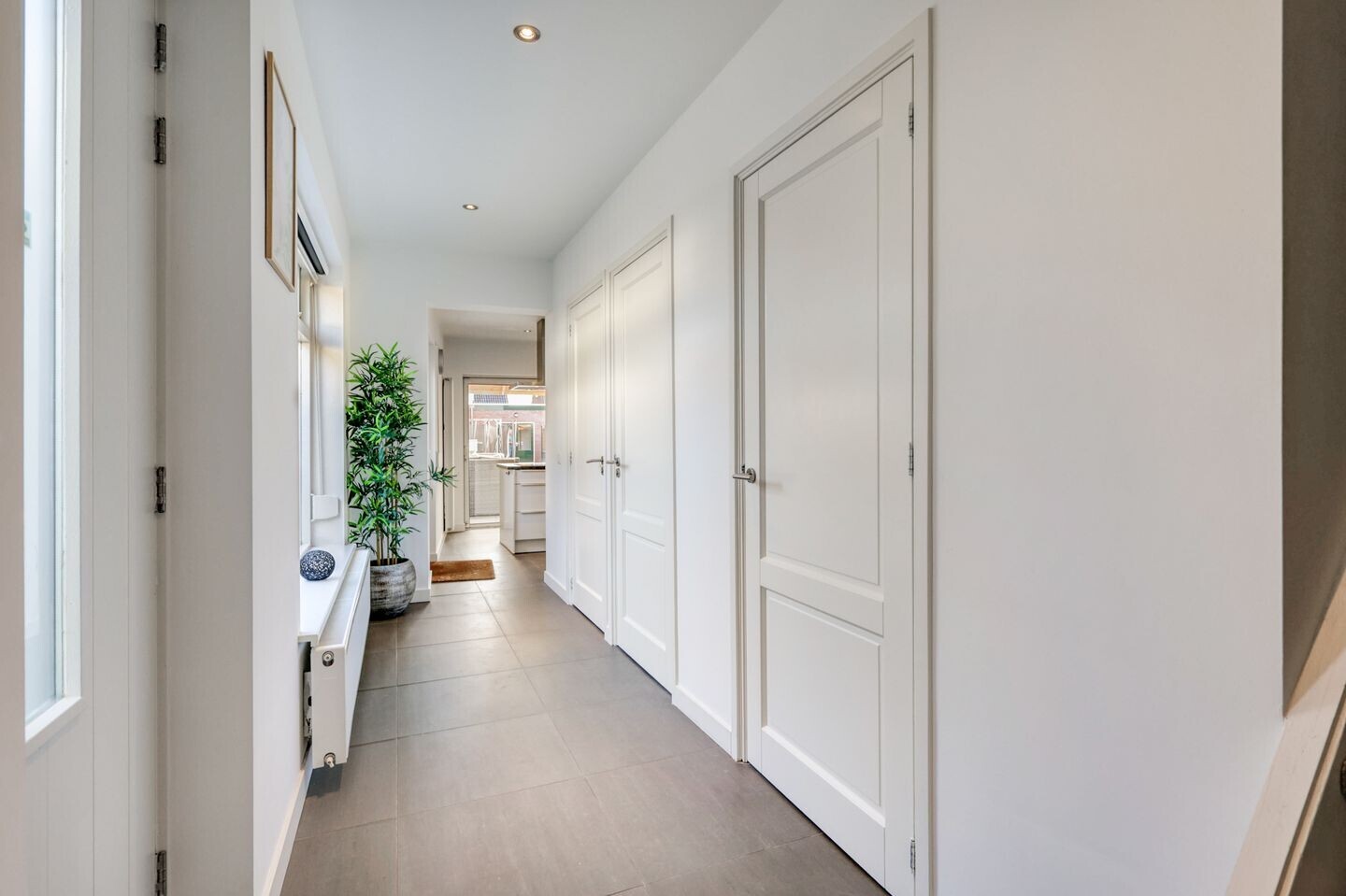 Twee-onder-één-kap te koop: IJsselstraat 73, Velp