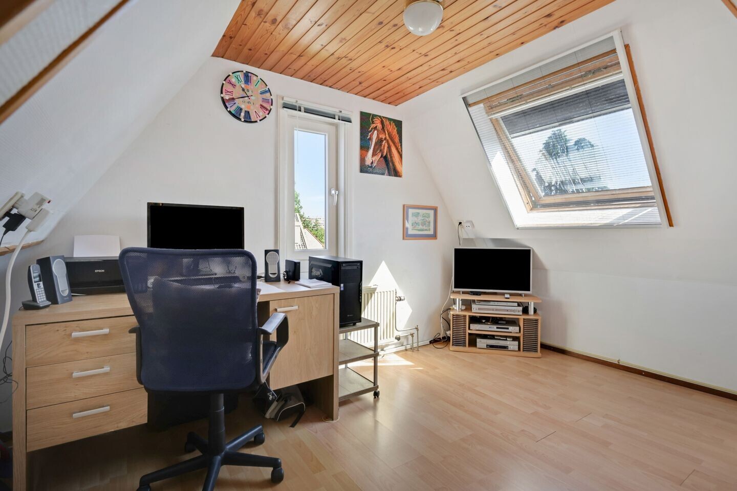 Twee-onder-één-kap te koop: Merwedestraat 5, Velp