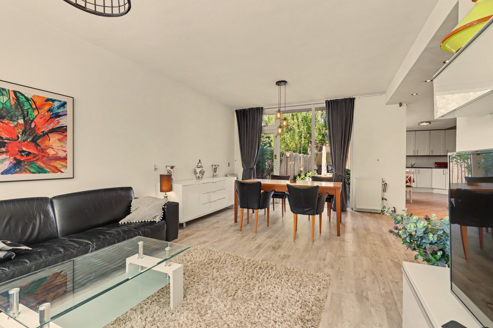 Tussenwoning te koop: Zwanensingel 16, Velp