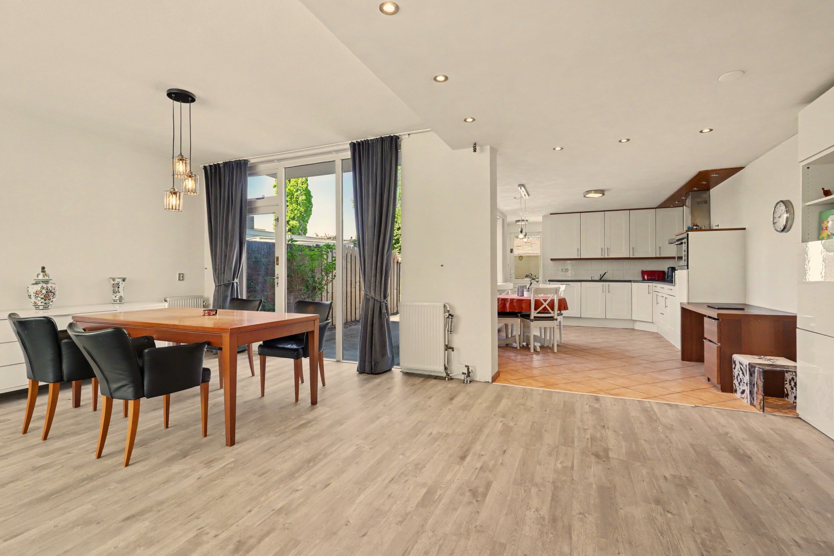 Tussenwoning te koop: Zwanensingel 16, Velp