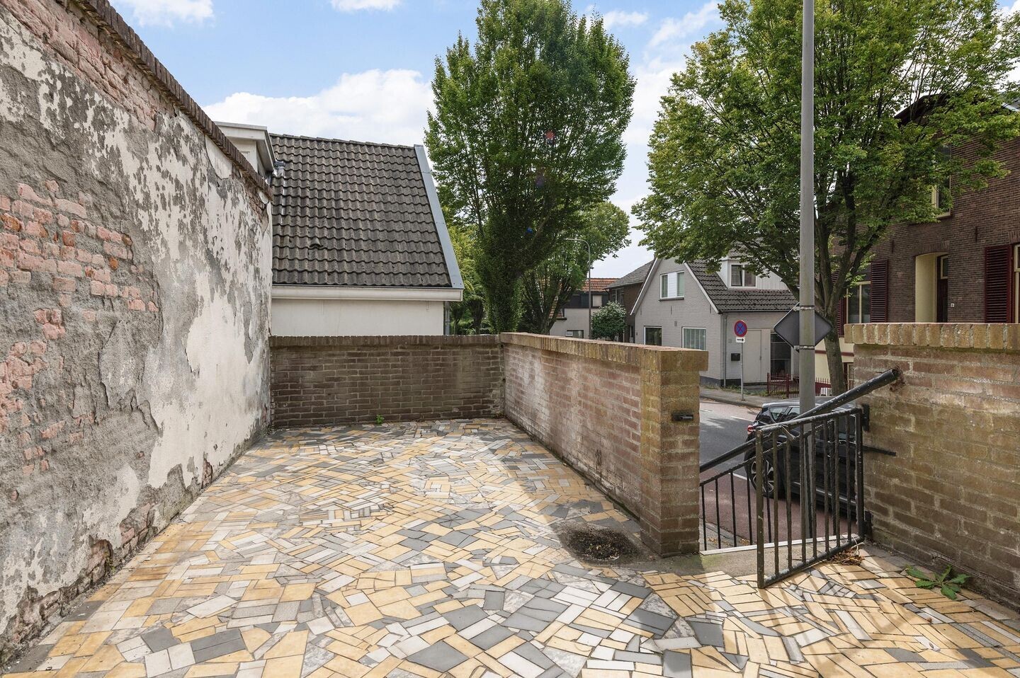 Twee-onder-één-kap te koop: Brugweg 23, Velp