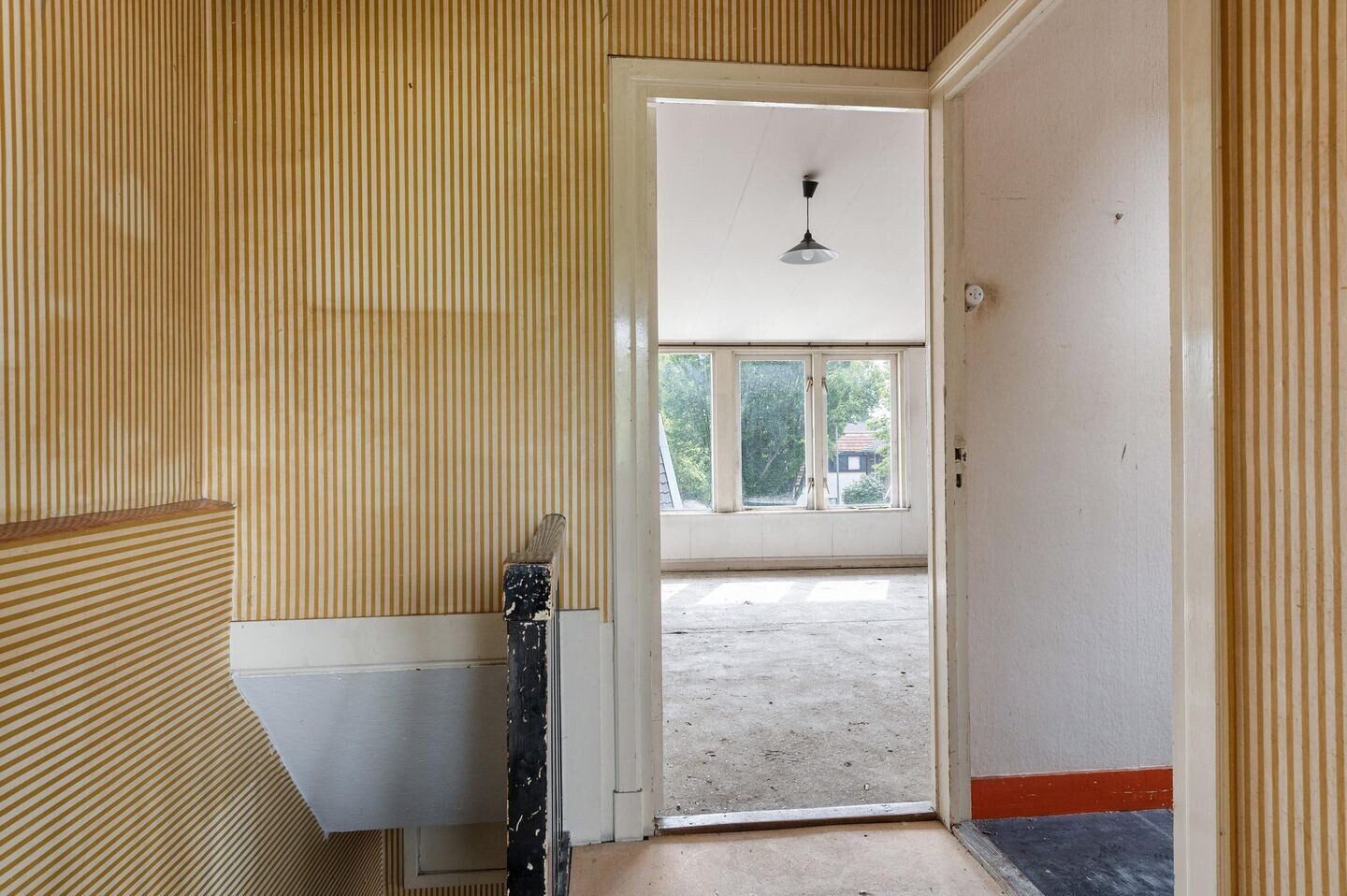 Twee-onder-één-kap te koop: Brugweg 23, Velp