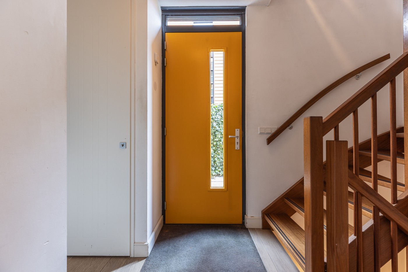 Twee-onder-één-kap te koop: Kastanjehof 10, Velp