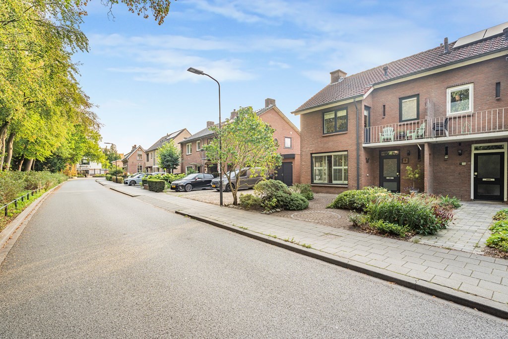 Twee-onder-één-kap te koop: Schievestraat 5, Zevenaar