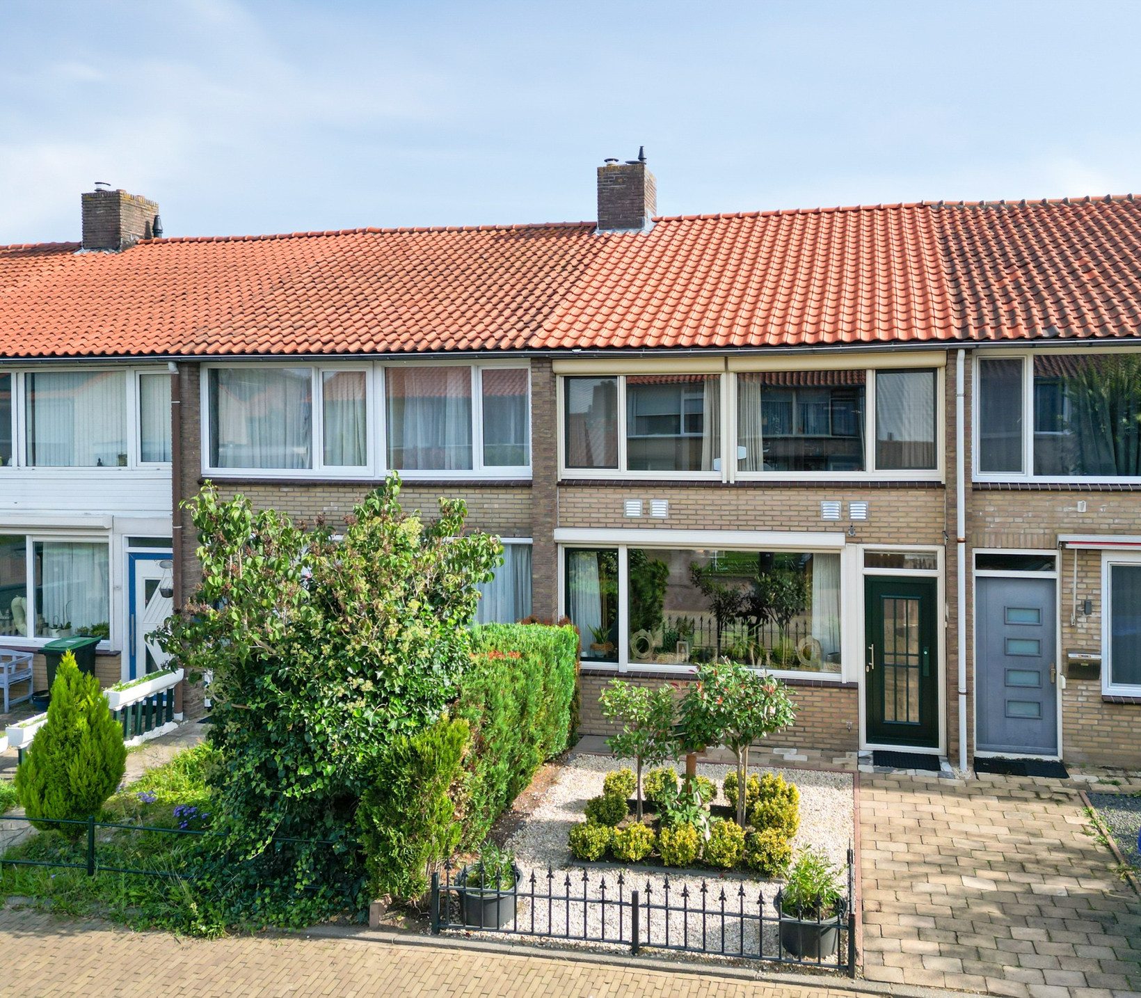 Tussenwoning te koop: Schievestraat 32, Zevenaar