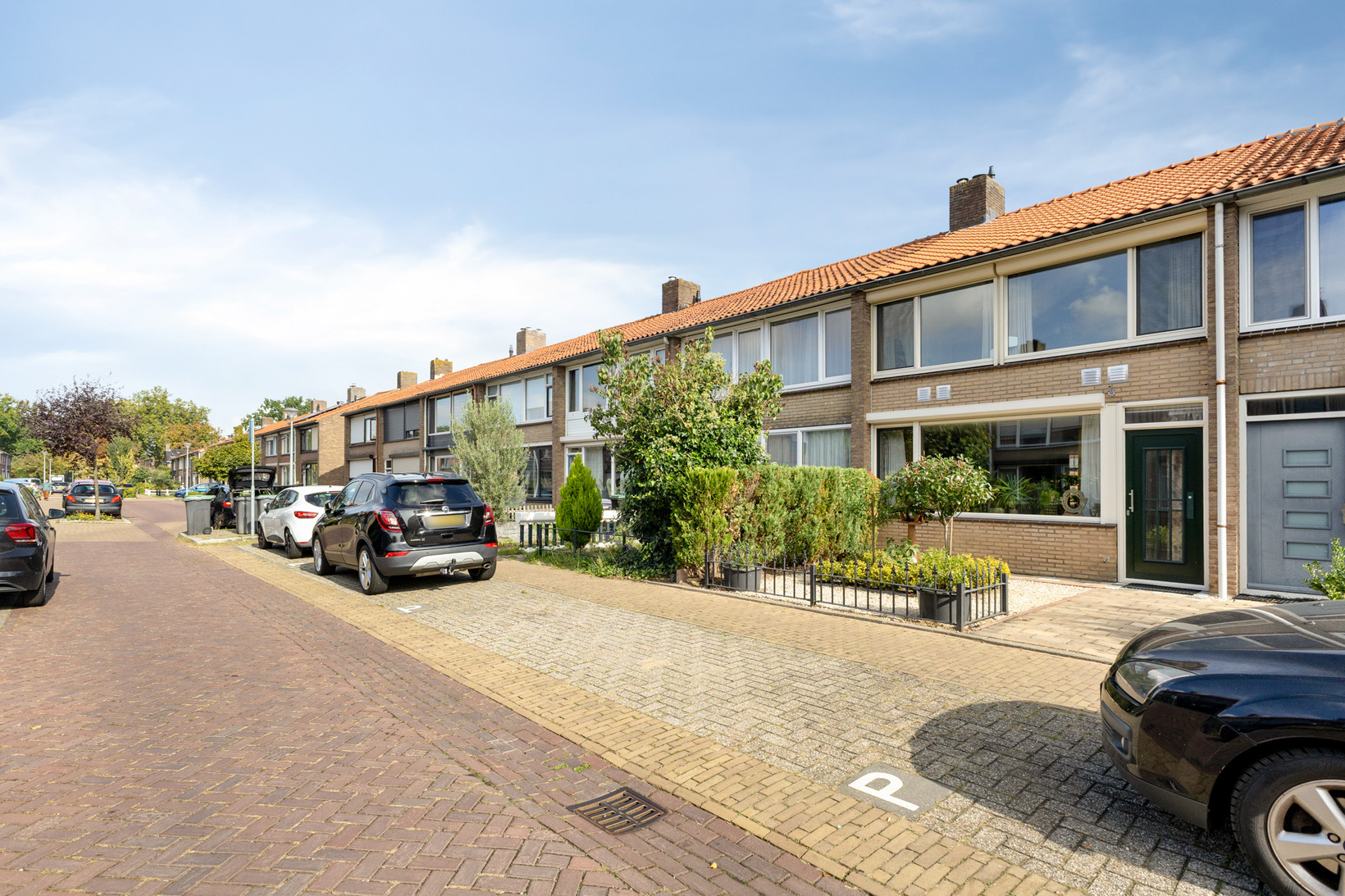 Tussenwoning te koop: Schievestraat 32, Zevenaar