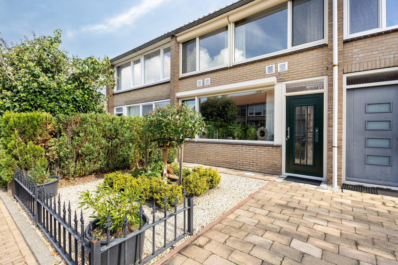 Tussenwoning te koop: Schievestraat 32, Zevenaar